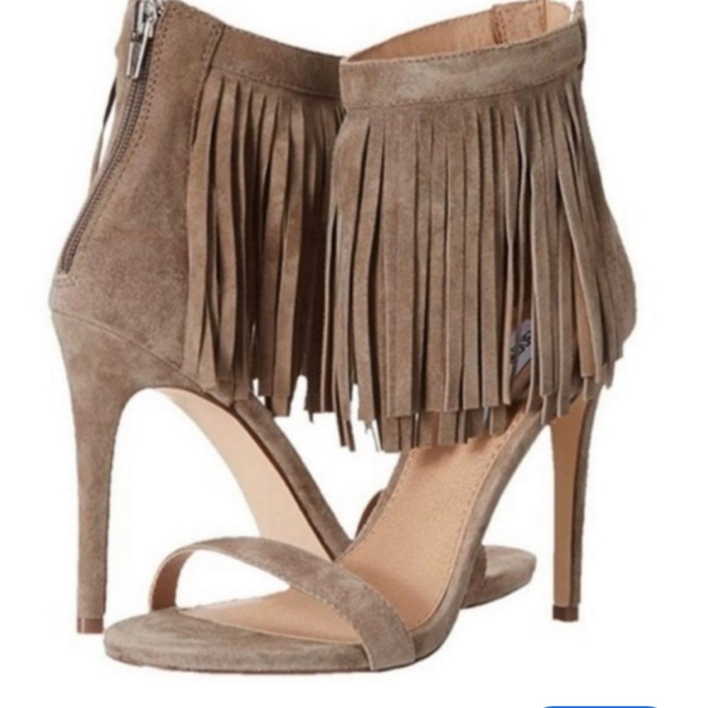 Via Spiga Tan Suede Fringe Heels With Leather Soles. Size 36.5